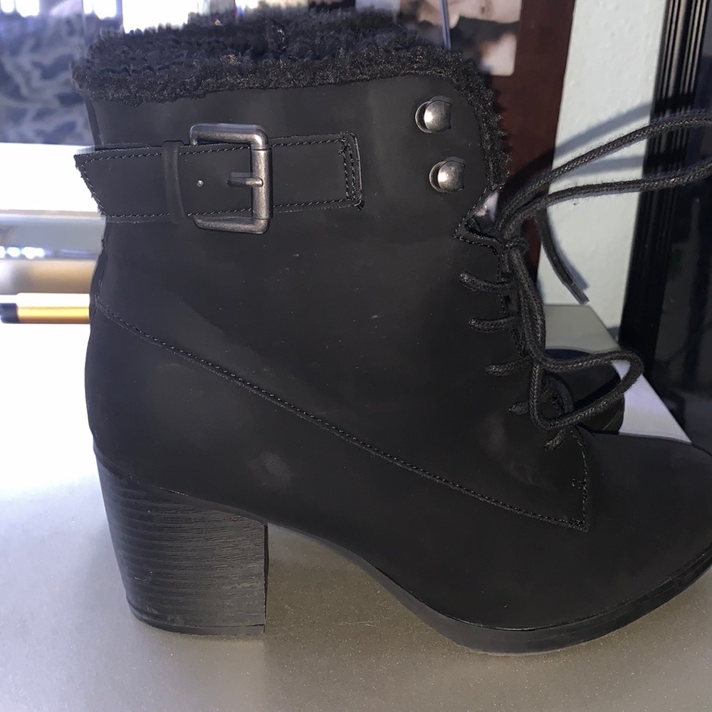 Me too heel boots